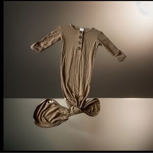 Lou Lou Brown Ribbed Baby Gown